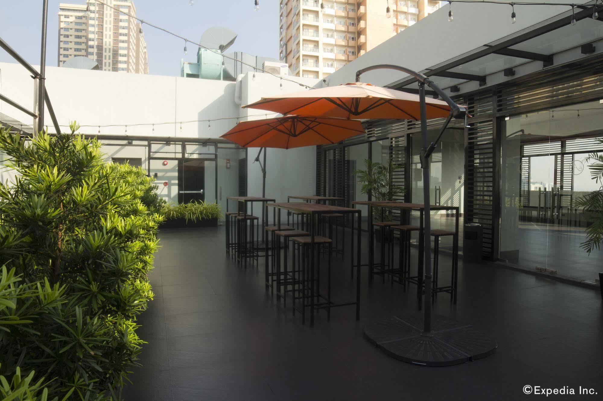 Amelie Hotel Manila Exterior foto